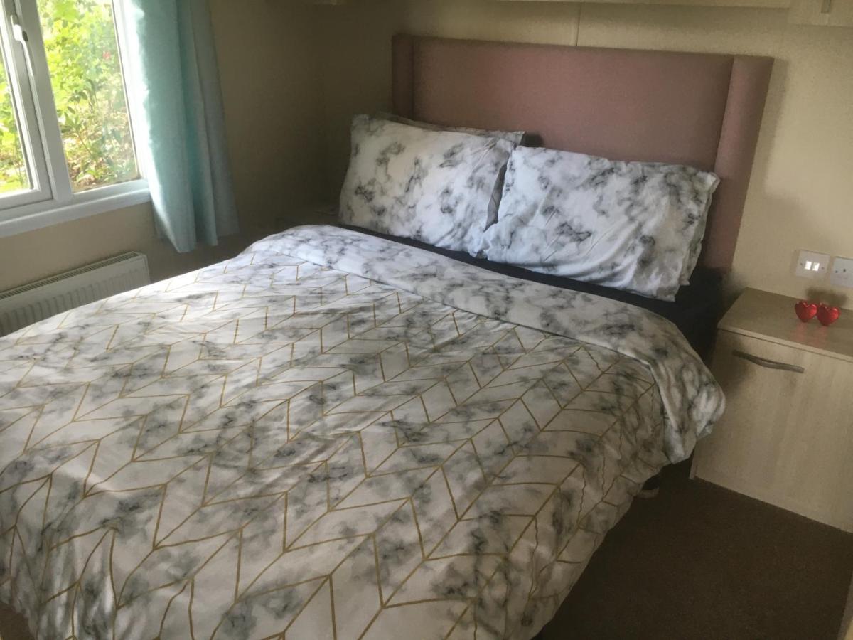 Готель Tim'S Getaways Super Caravan A2, Todber Valley Caravan Park Гісберн Екстер'єр фото